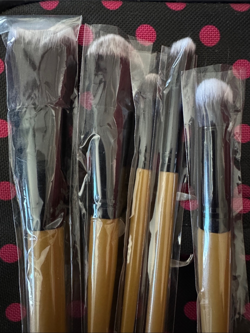 11 pc Makeup Brush Set - Women Accessories - Picture 3 of 4